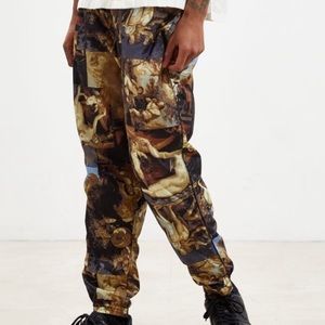 UO Renaissance Painting Patterned Wind Pants S